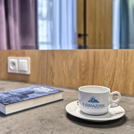 5 Gwiazdek Aparthotel 3*
